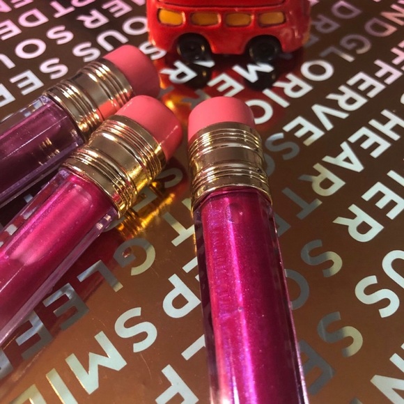 Set of 3 Lip Gloss Pencils - Purple and Pink - Picture 6 of 8